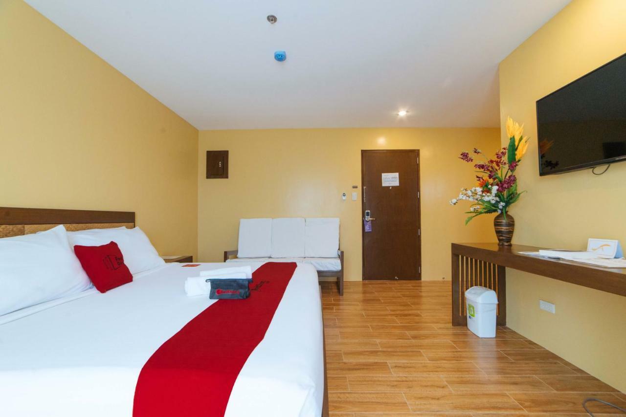 RedDoorz Premium near Health Centrum Banica Roxas City Exterior foto
