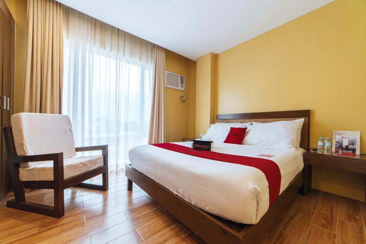 RedDoorz Premium near Health Centrum Banica Roxas City Exterior foto